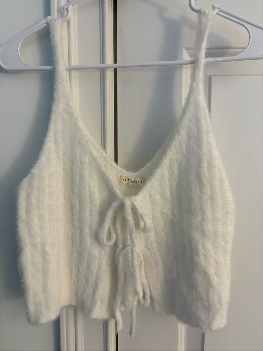 La Hearts White Fuzzy Tie-Front Crop Top